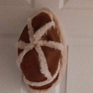 Faux Shearling Fur Hat- NWOT